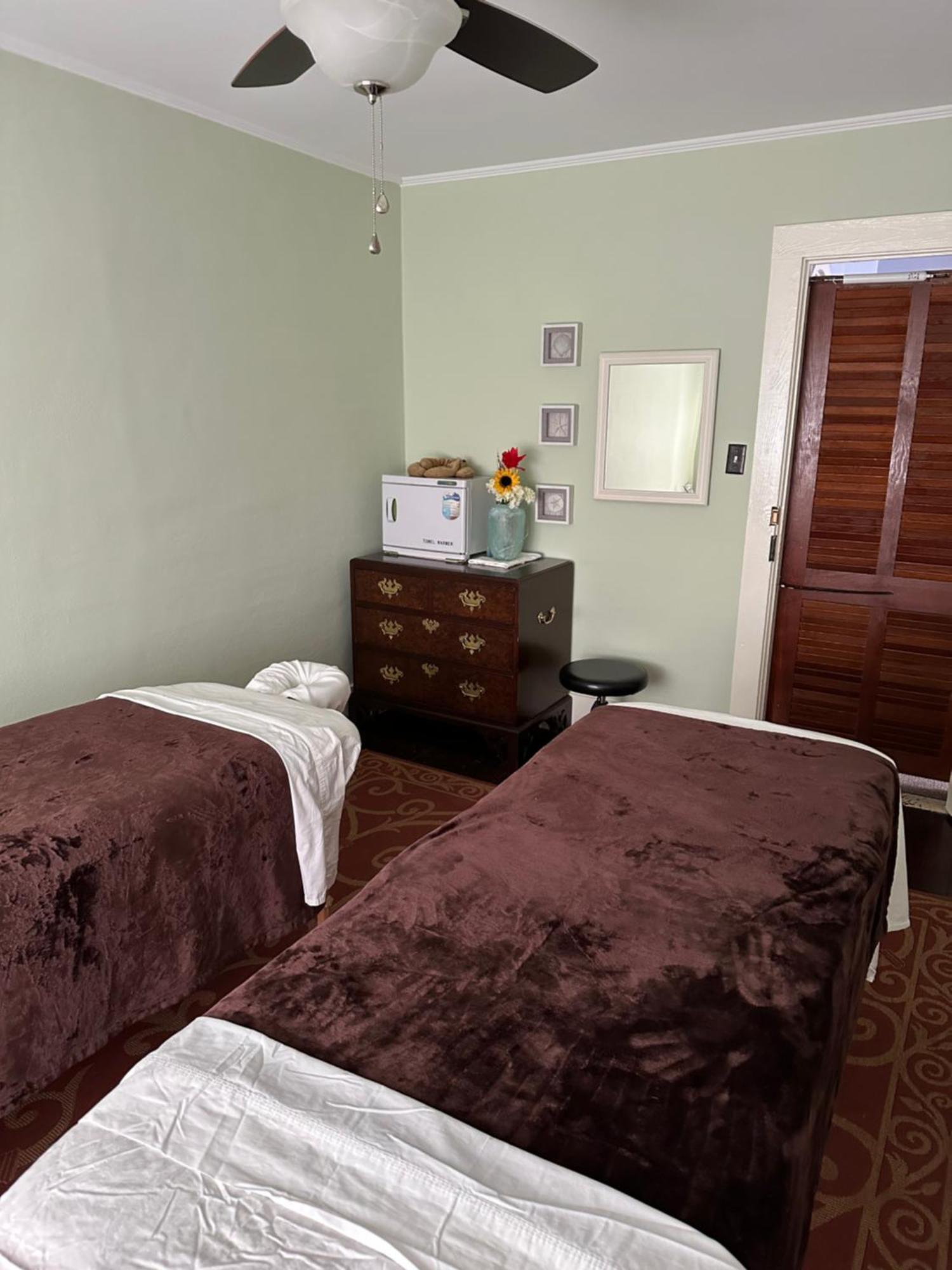 The Charleston Inn Hendersonville Nc Esterno foto