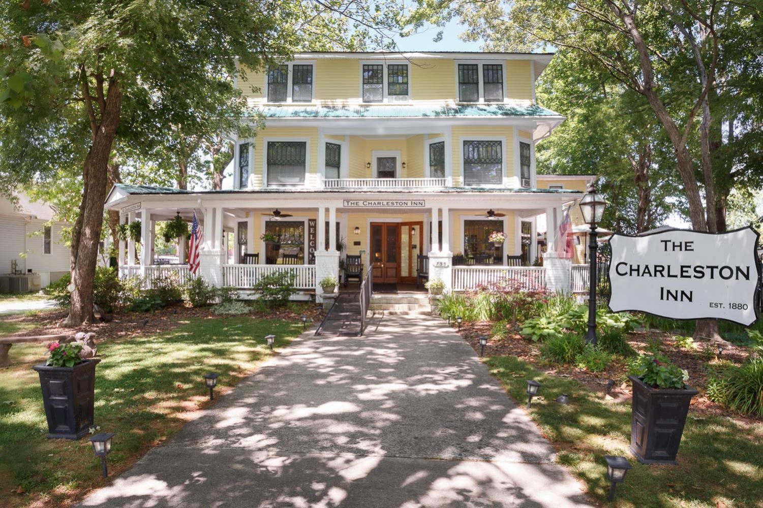 The Charleston Inn Hendersonville Nc Esterno foto