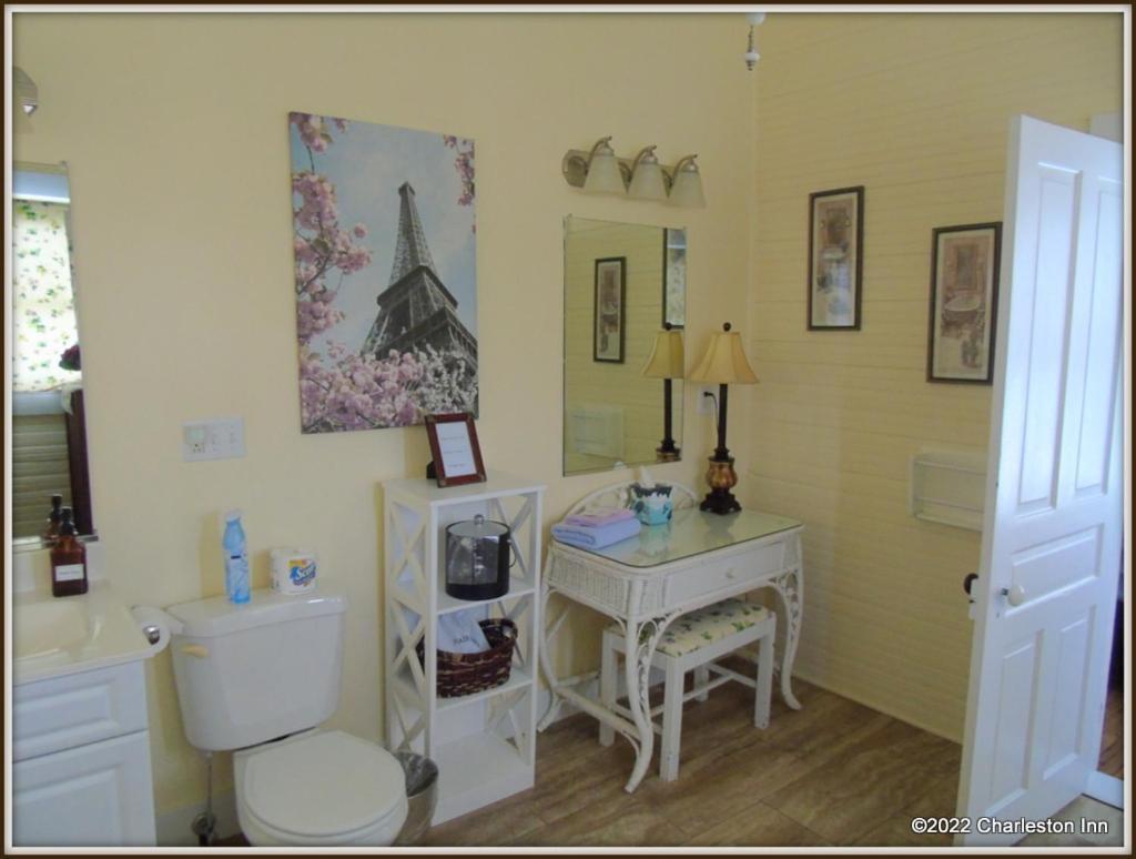 The Charleston Inn Hendersonville Nc Esterno foto