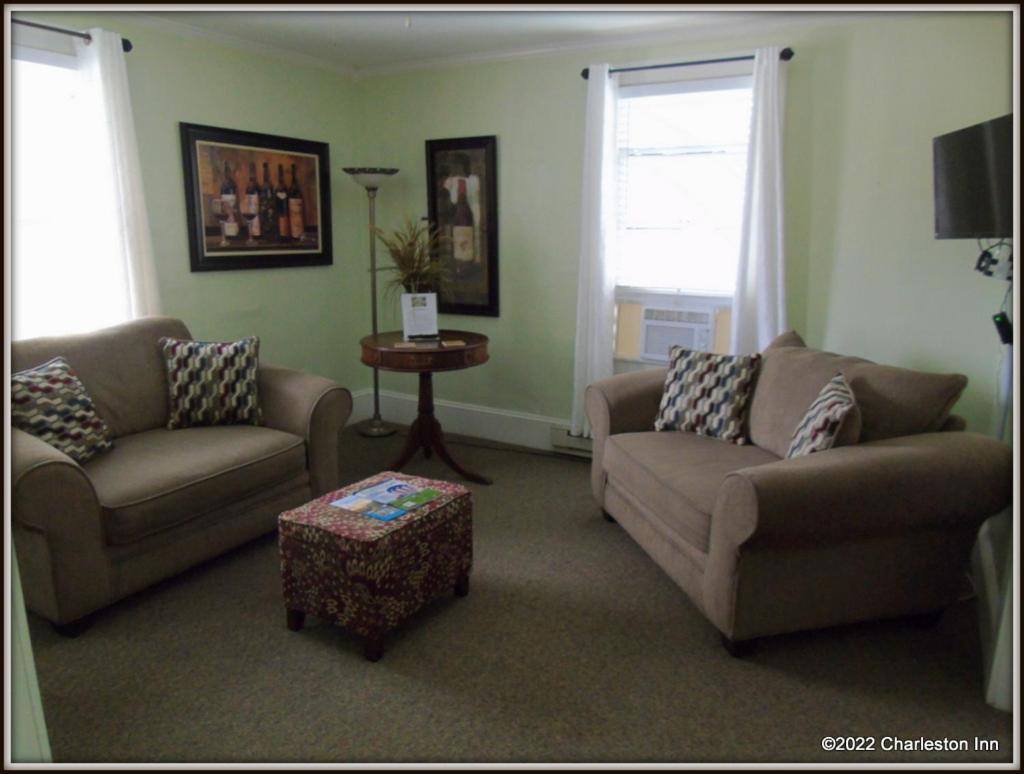 The Charleston Inn Hendersonville Nc Esterno foto