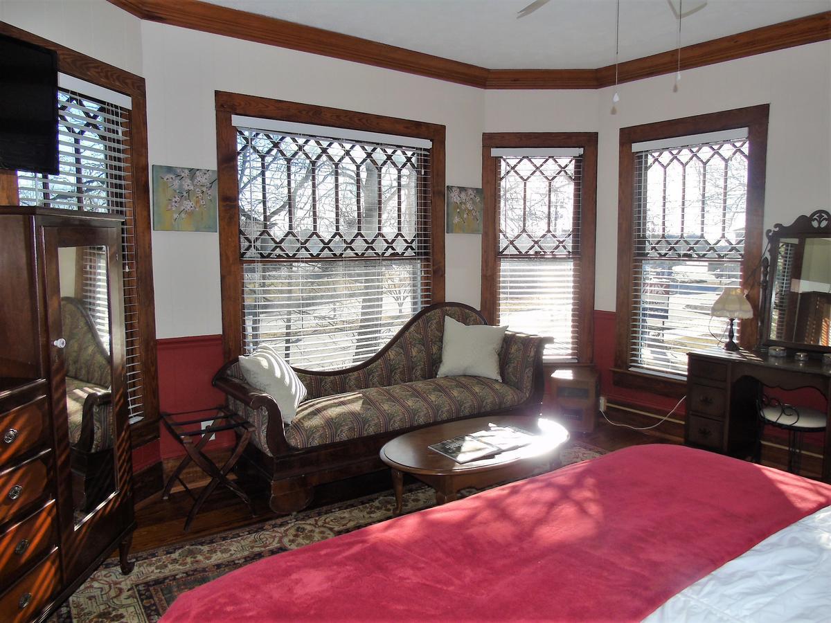 The Charleston Inn Hendersonville Nc Esterno foto