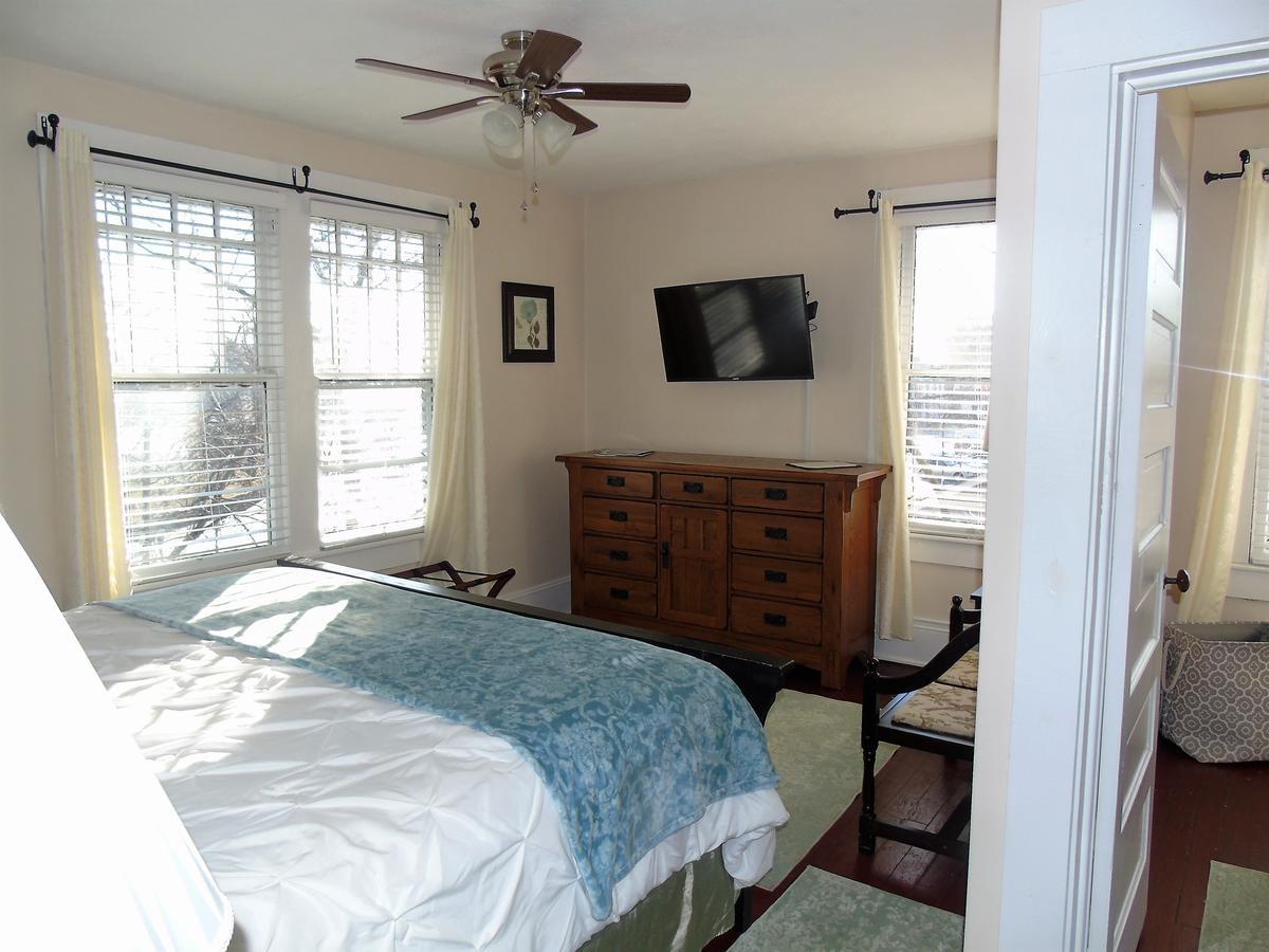 The Charleston Inn Hendersonville Nc Esterno foto